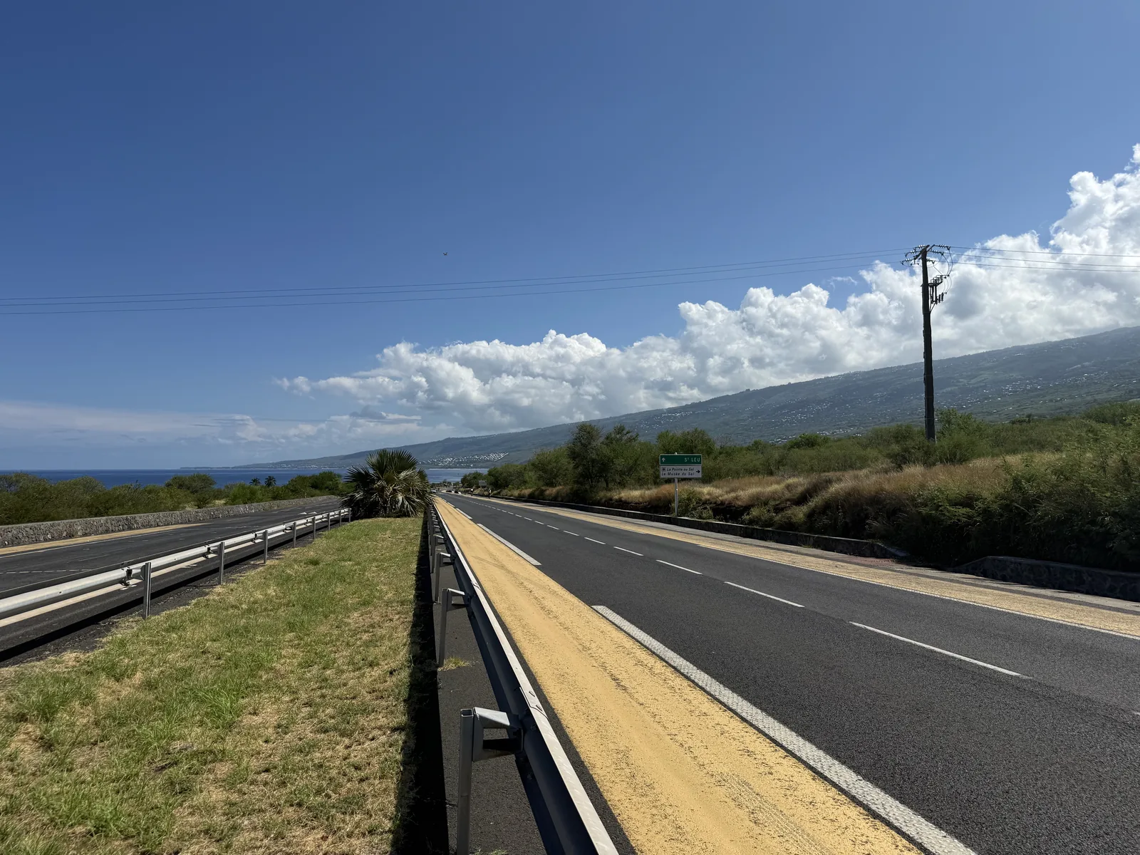 Location de voiture à Saint-Paul, La Réunion. MultiAuto