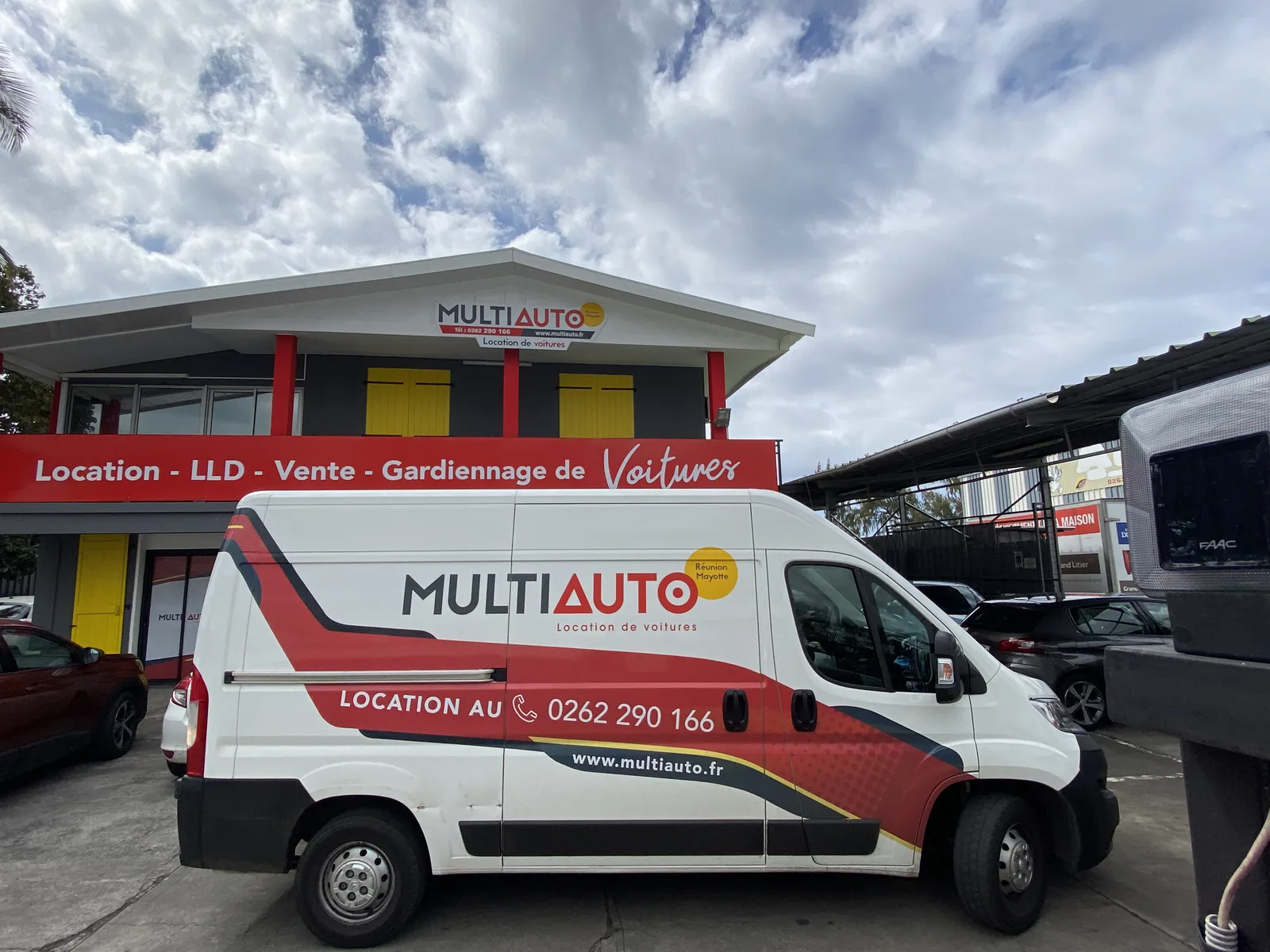 Utilitaire MultiAuto pour demenagement et chantier a La Reunion